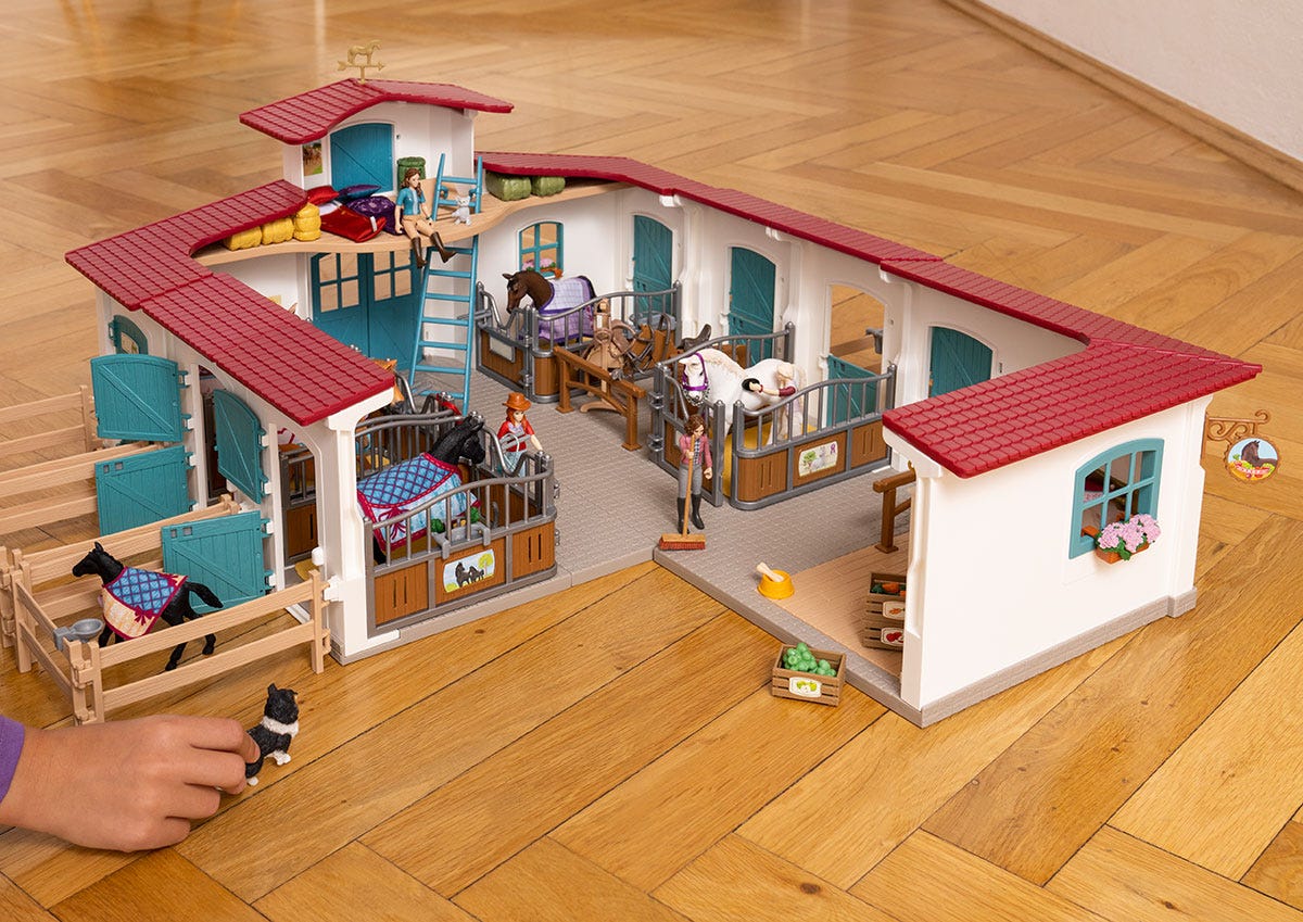 Manege - Image 5